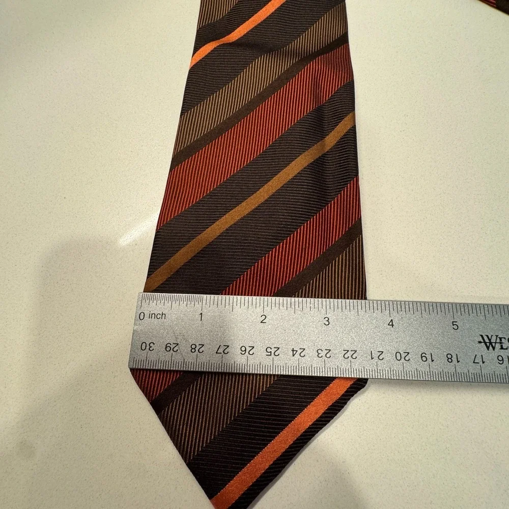 Banana Republic Tie Brown Red‎ Stripe Repp Necktie Old Money USA Made 100% Silk